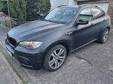 BMW X6 M absolut voll top zustand - BMW X6 M in Frankfurt (Main)