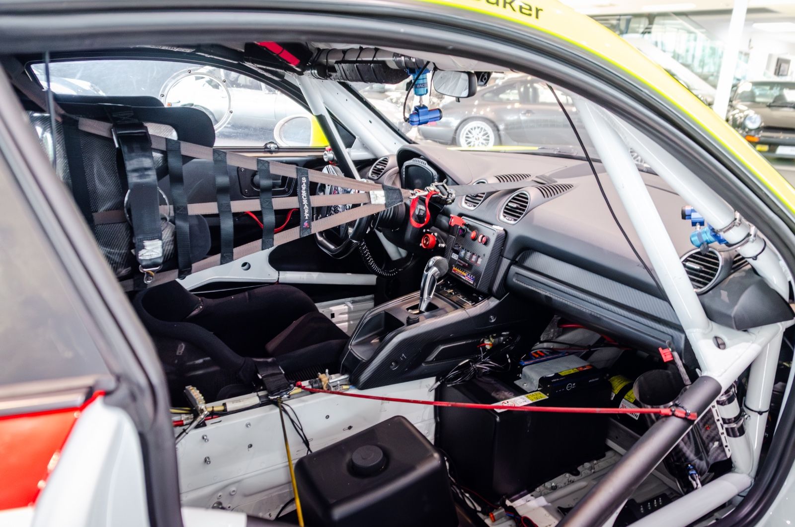Porsche Cayman GT4 Clubsport MR DMSB Manthey foto 18