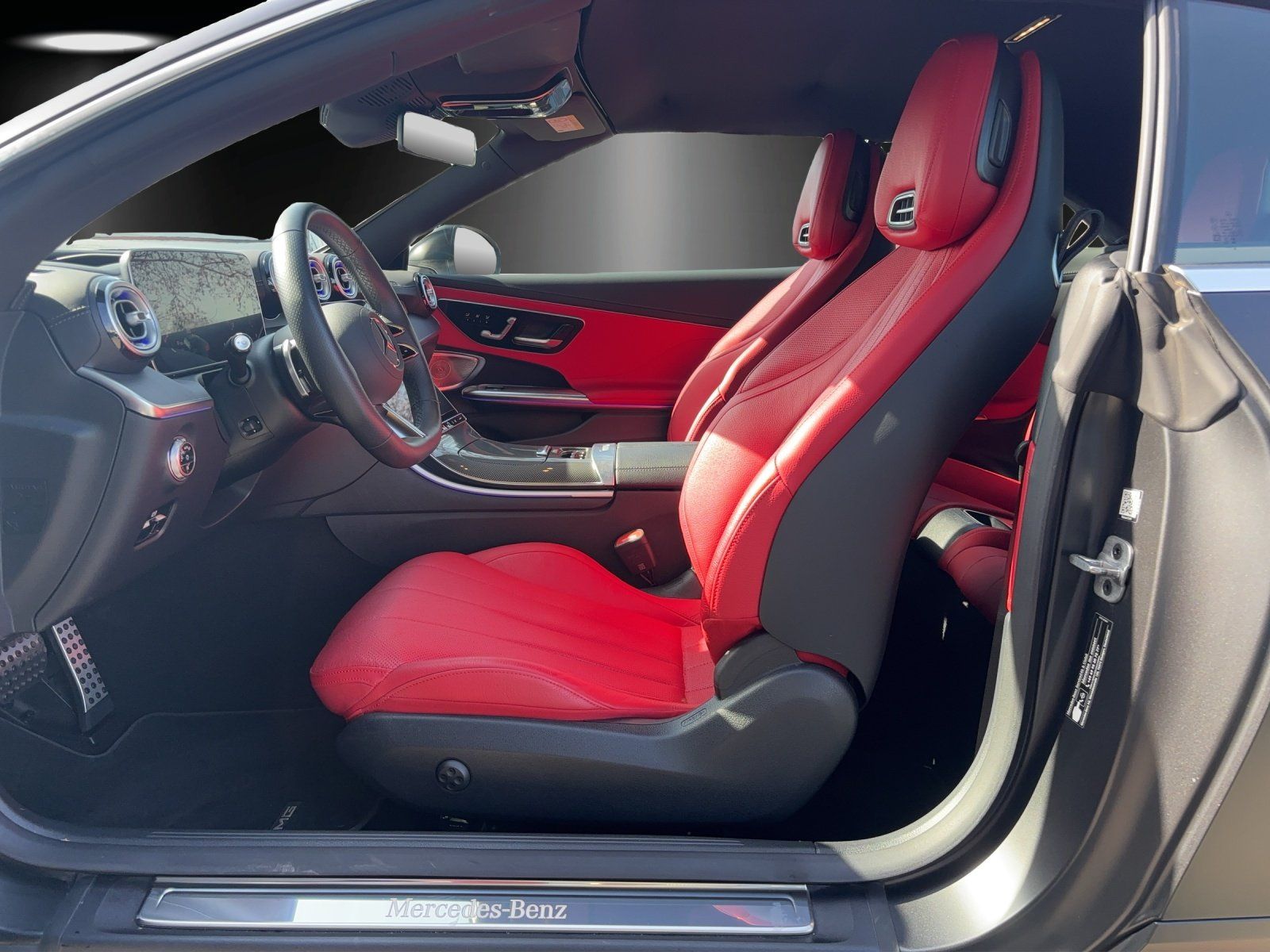 Fahrzeugabbildung Mercedes-Benz CLE 450 Cab AMG Prem+ MAGNO Standhzg AHK Sitzkli