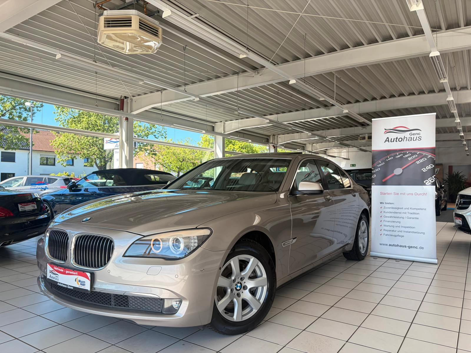 BMW 730d Kamera 360° Bi-Xenon 1. Hand BMW-Scheckheft