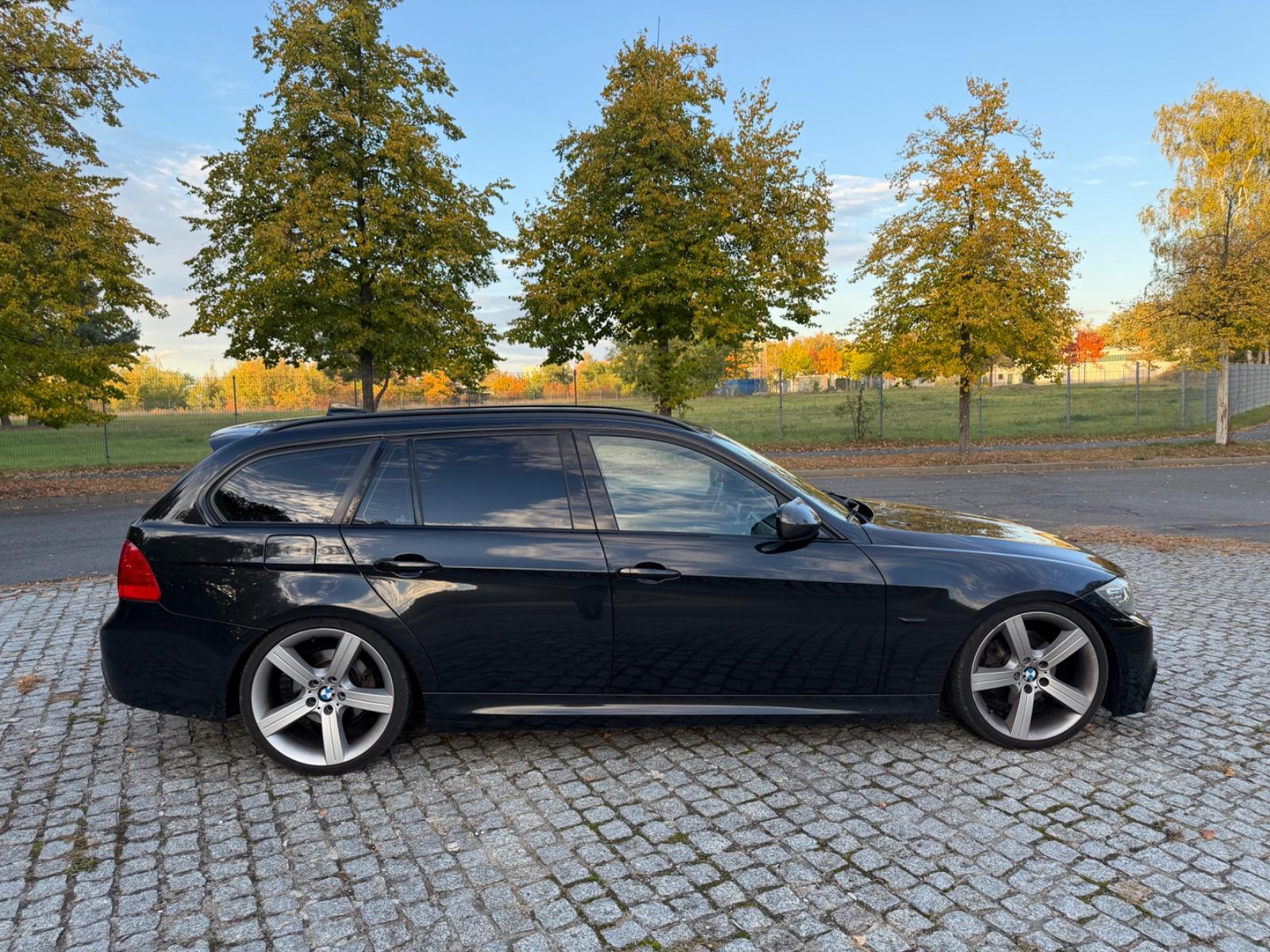 BMW 318 2010 — engine 1.995 cm³, 143 HP (105kW)
