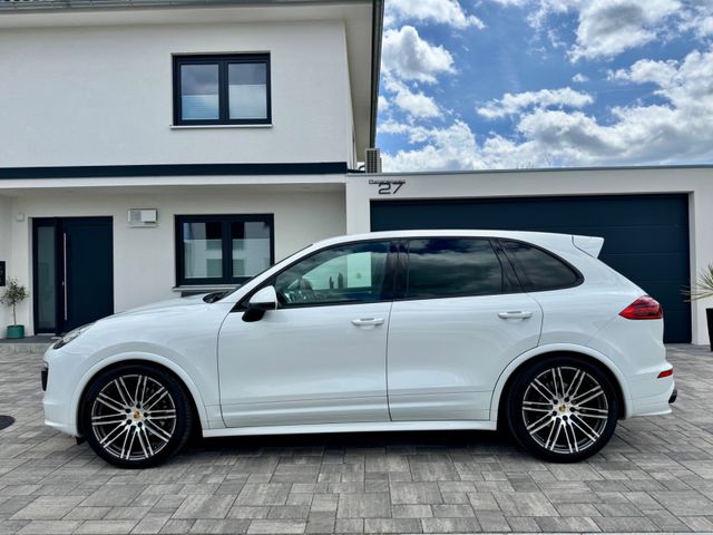 PORSCHE Cayenne Diesel - Sport Design - Luft - Standh.