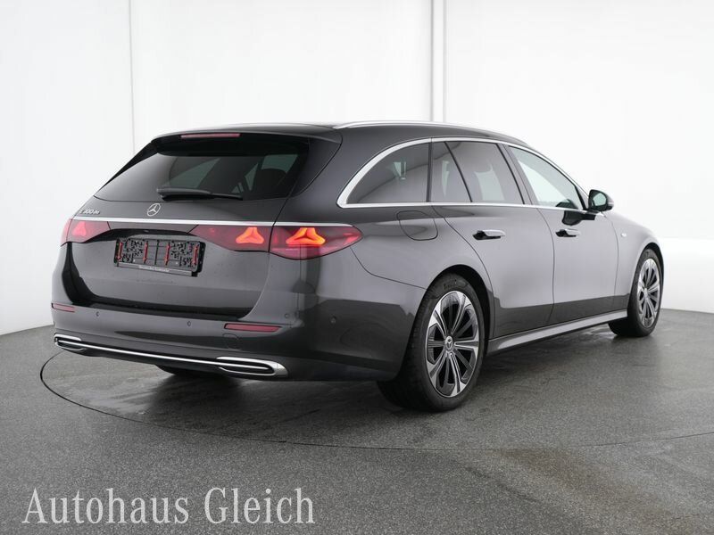 Fahrzeugabbildung Mercedes-Benz E 300 de Avantgarde Advanced Plus Distronic/Klim
