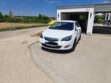 Opel Astra Turbo - Opel Astra aus 2011: Turbo