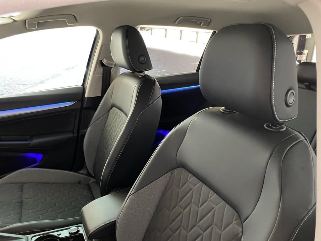Volkswagen Golf 8 1.5 eTSI DSG Energy AHK+NAVI+SHZ+KAMERA+C, миниатюра 6