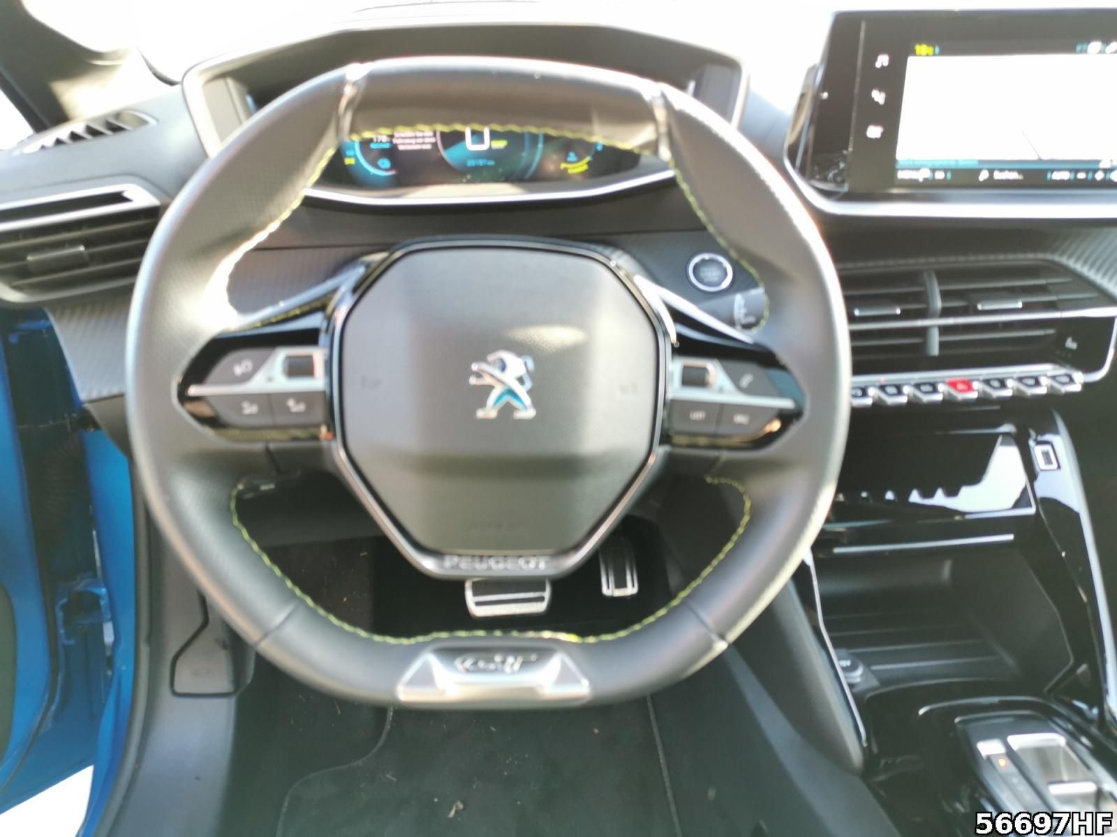 Fahrzeugabbildung Peugeot 208 GT*Sitzhzg*Glas-Dach*PDC+Cam*ACC*LED*