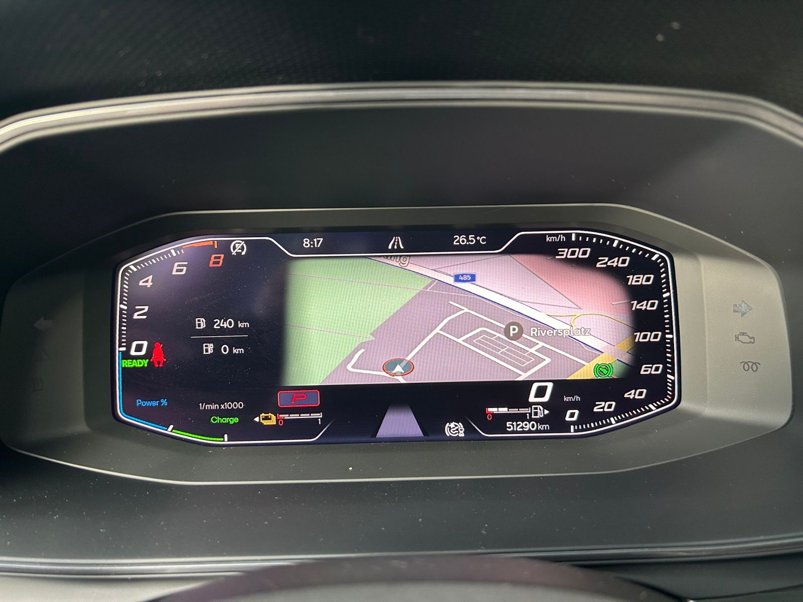 Fahrzeugabbildung CUPRA Leon Sportstourer VZ e-Hybrid NAV RFK SHZ 19"