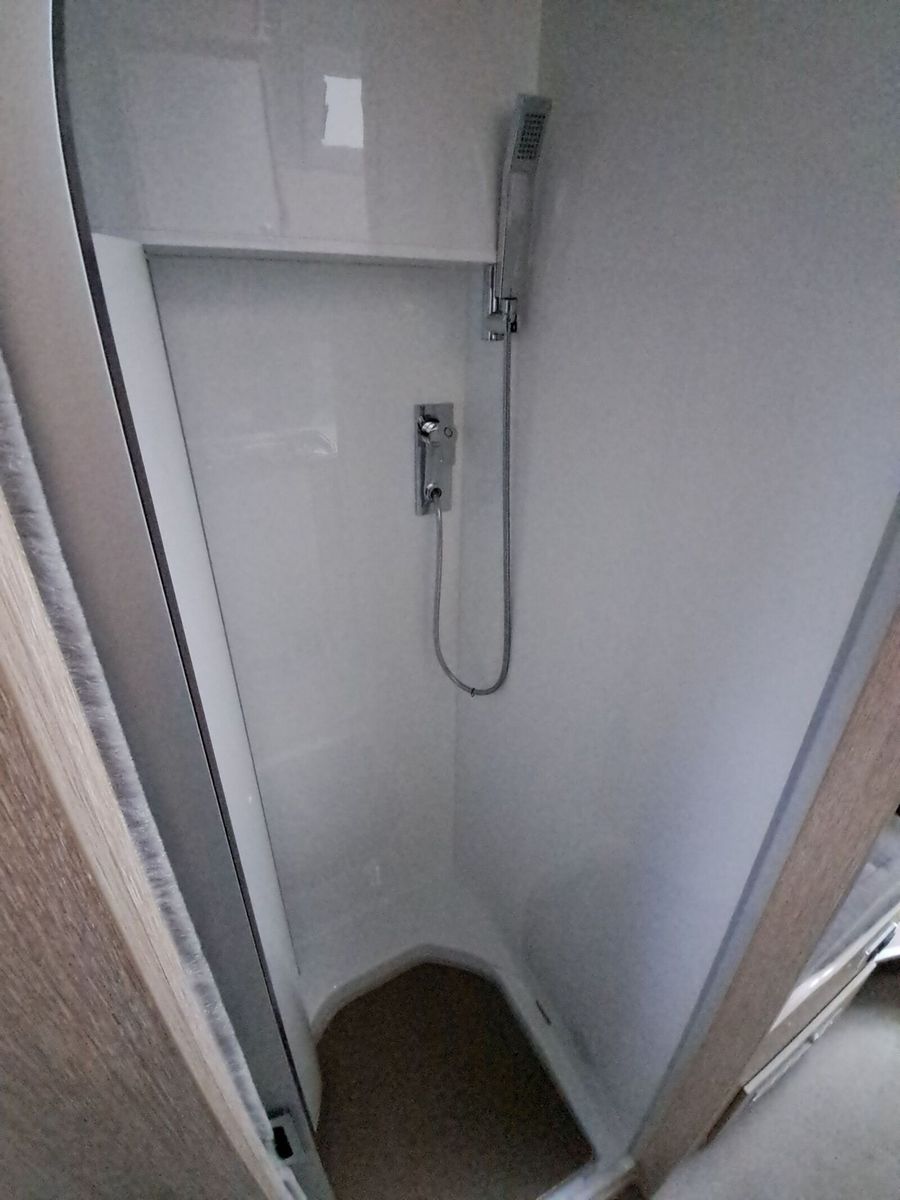 Fahrzeugabbildung Pössl 2Win Vario Citroen 165 PS Mark./AHK/Navi/Solar