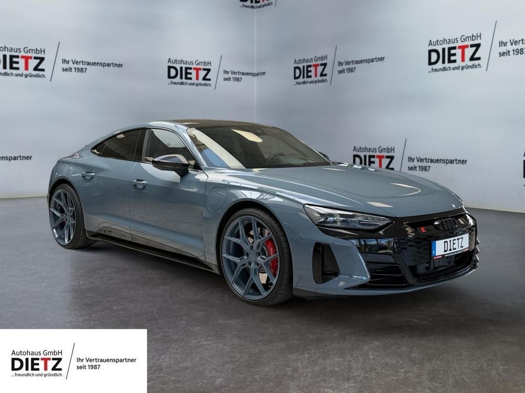 Image of Audi RS e-tron GT