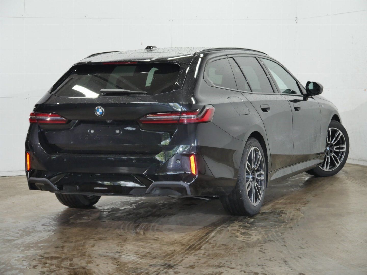 Fahrzeugabbildung BMW 520d xDrive M Sportpaket pro | 19" LMR | Bowers