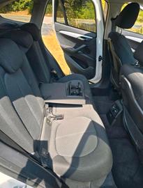 صورة 7 لـ 2020 BMW IX1