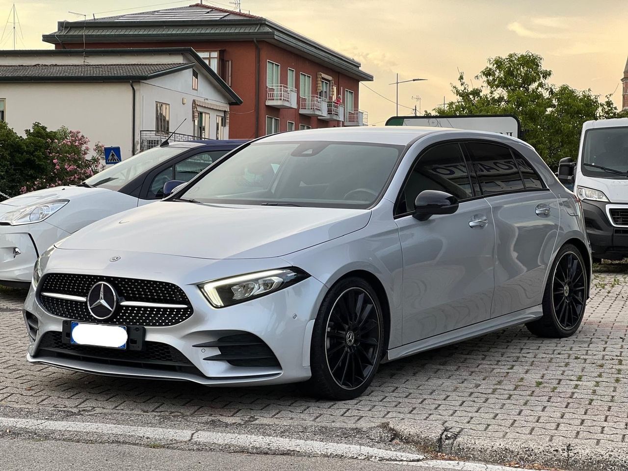 Mercedes-Benz Mercedes-benz A 180 d Automatic Premium ok neopa imagem 3