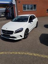 Mercedes-Benz A 180 Urban Night Paket - Mercedes-Benz A 180 in Oldenburg