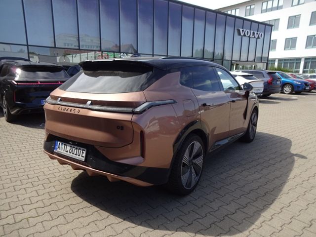 Lynk & Co 08