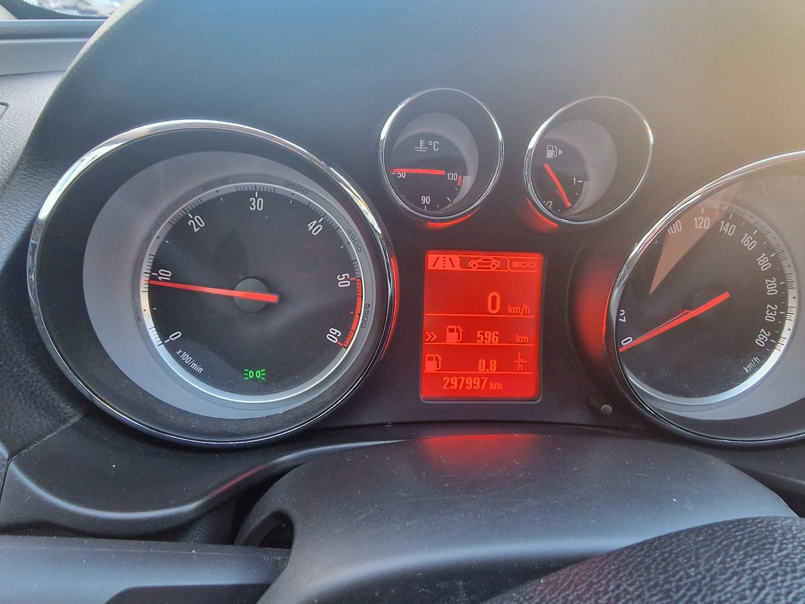 Opel Insignia 2013 — photo 7