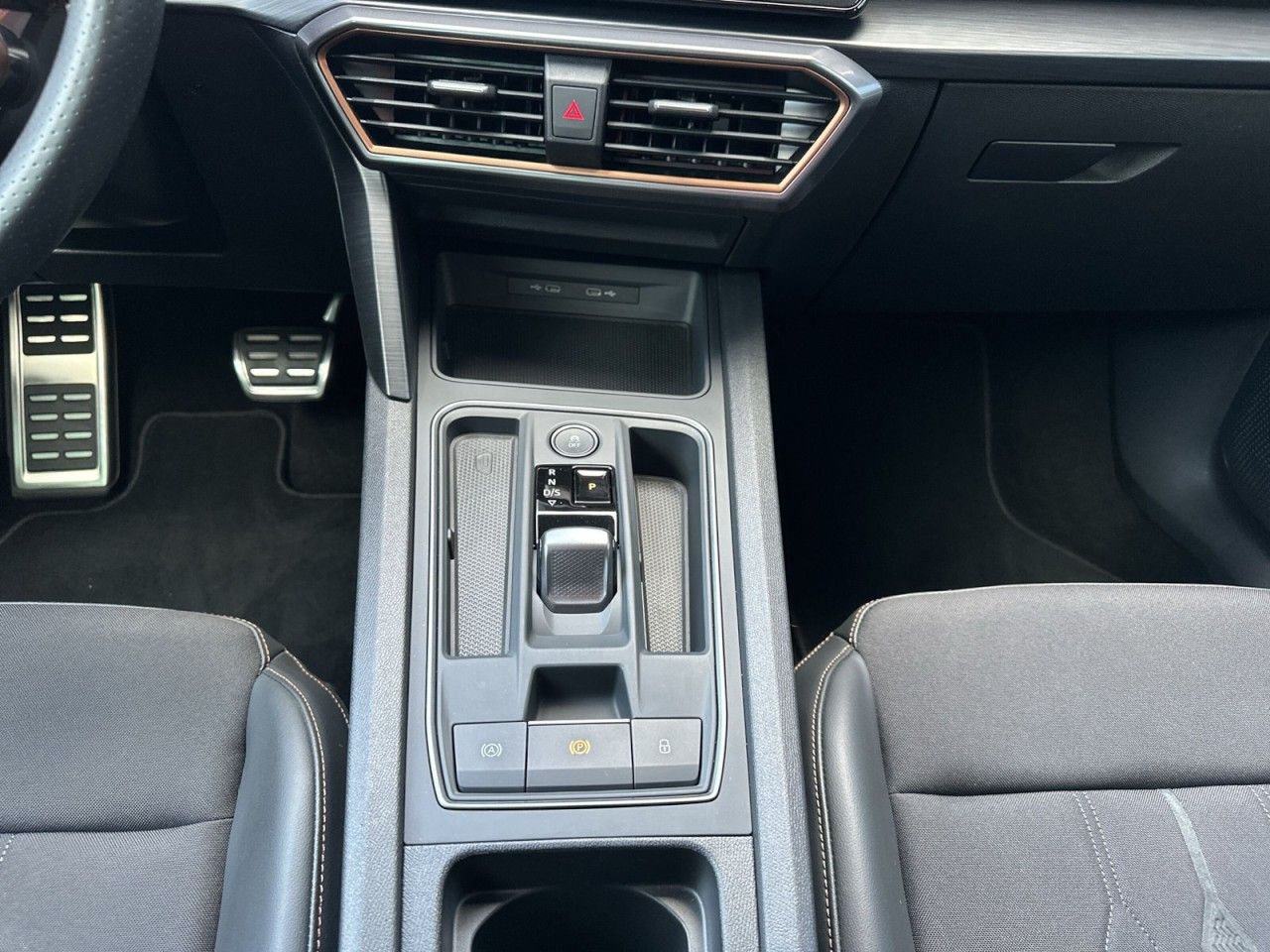 Fahrzeugabbildung CUPRA Formentor VZ 2.0 TSI 4Drive DSG