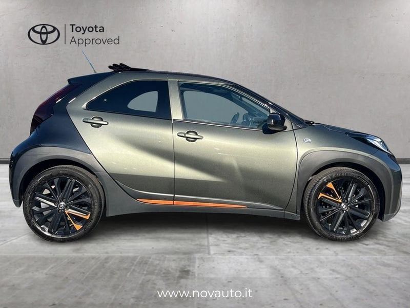 Toyota Aygo X 1.0B (72 CV) Limited Air S-CVT imagem 3