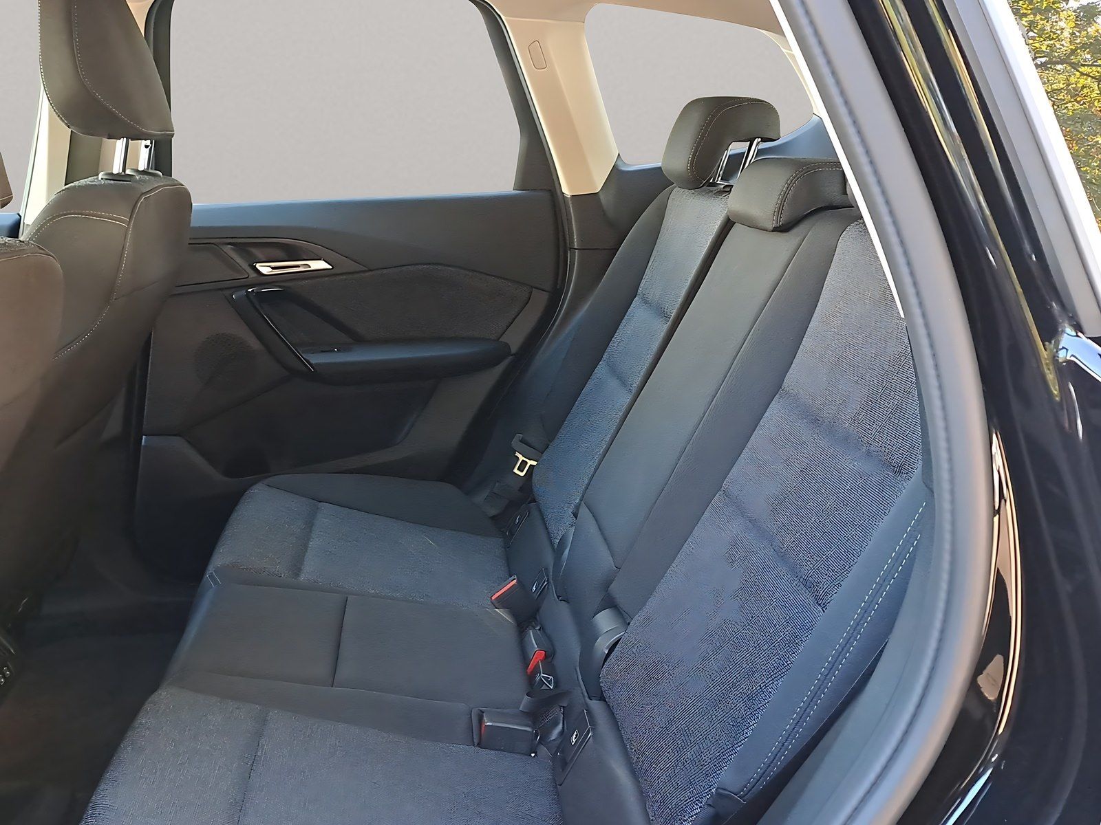 BMW iX1 - Bild 9