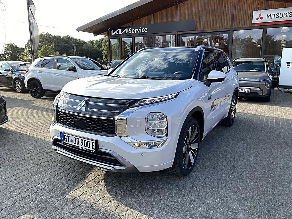 Image of Mitsubishi Outlander