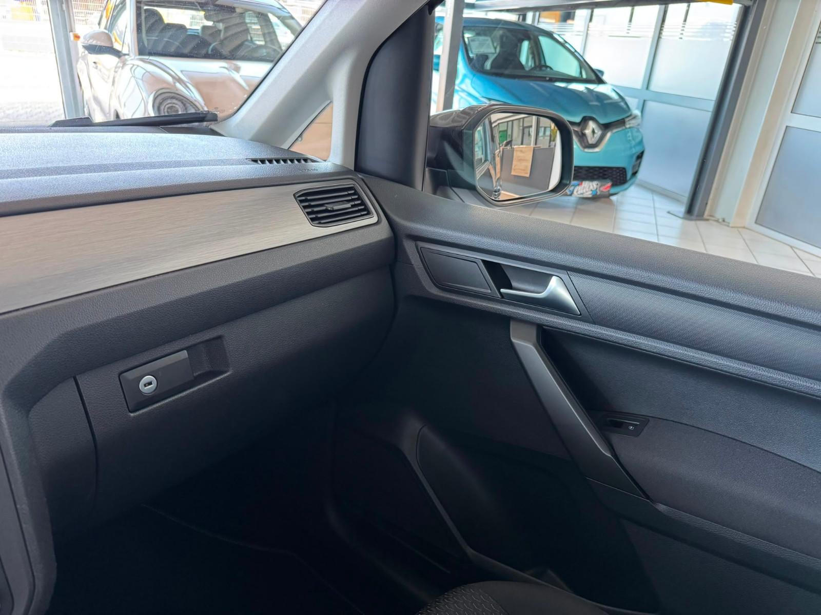 Volkswagen Caddy 1.4 TSI *AHK*SHZ*PDC*Klima*Tempo*Bluetooth