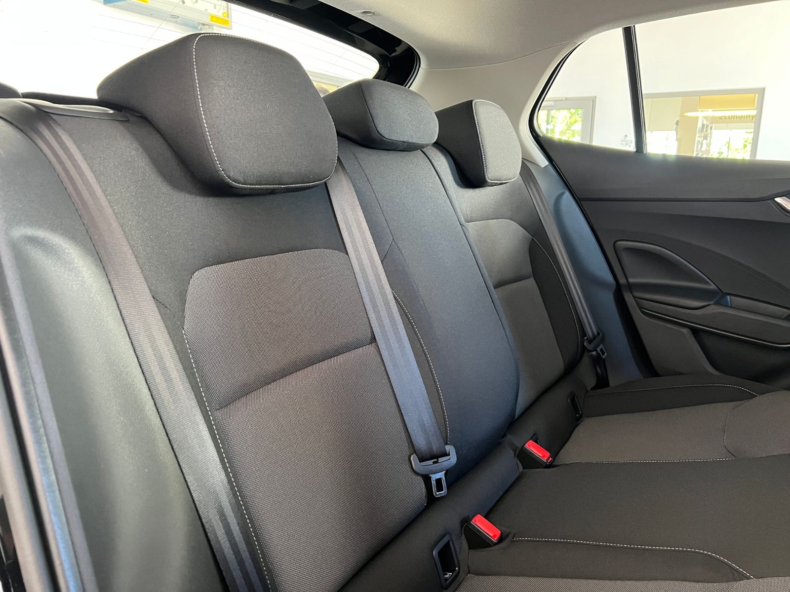 Fahrzeugabbildung SKODA Fabia Selection 1.0 MPI *Winterpaket,LED*