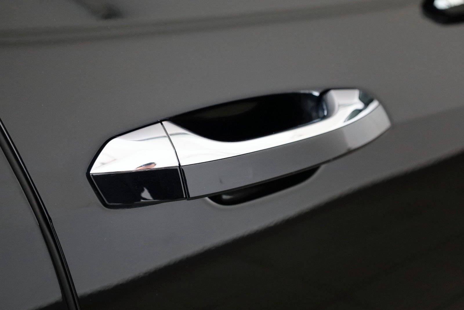 Fahrzeugabbildung Audi A6 Lim. 40 TDI design T.Leder,Navi,LED,ACC,SR+WR