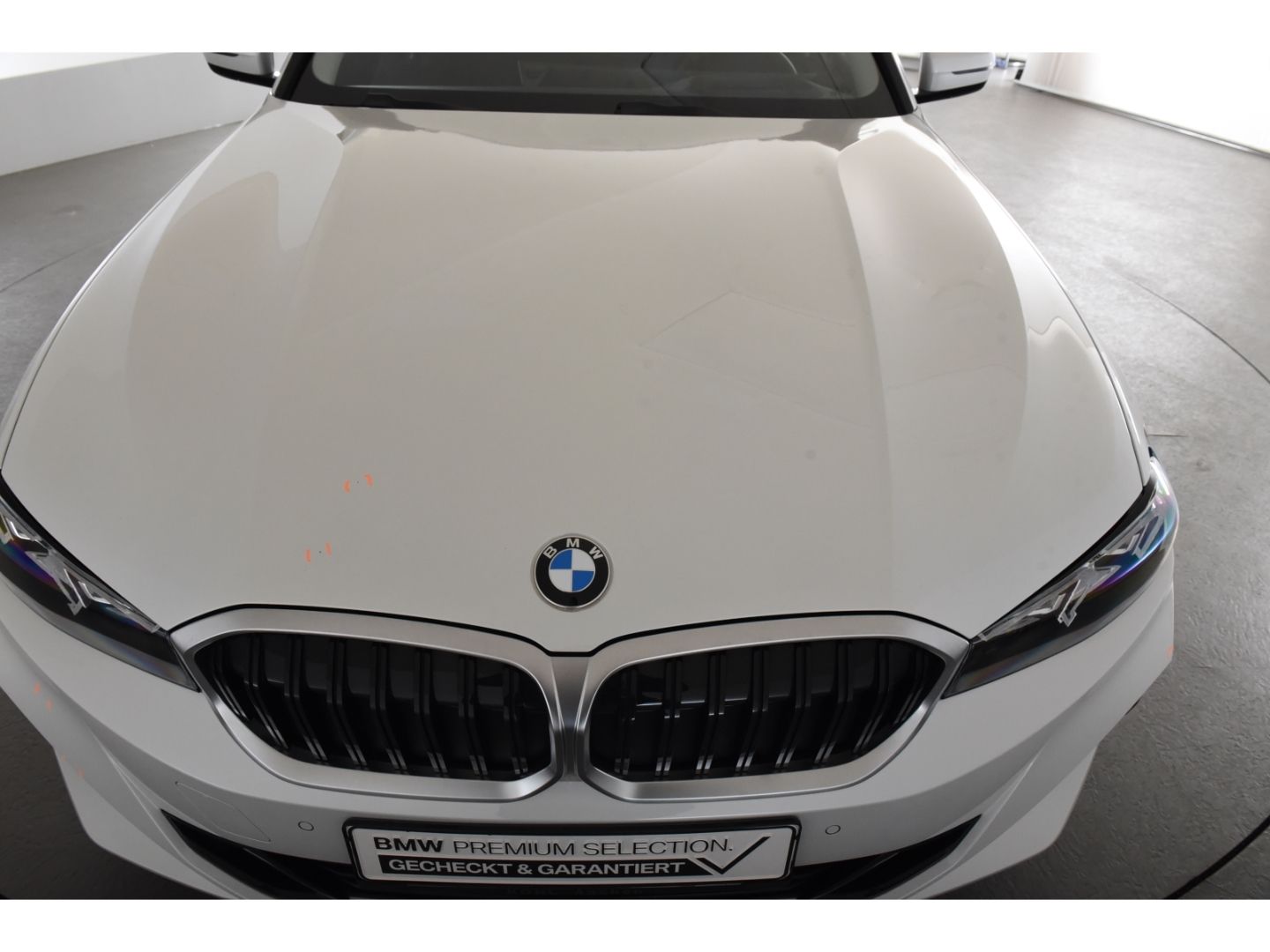 BMW 320 d xDrive Touring Sitzheizung Alarmanlage Liv foto 25