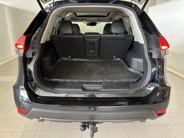 Fotografie des Nissan X-Trail 1.6 dCi Xtronic Tekna