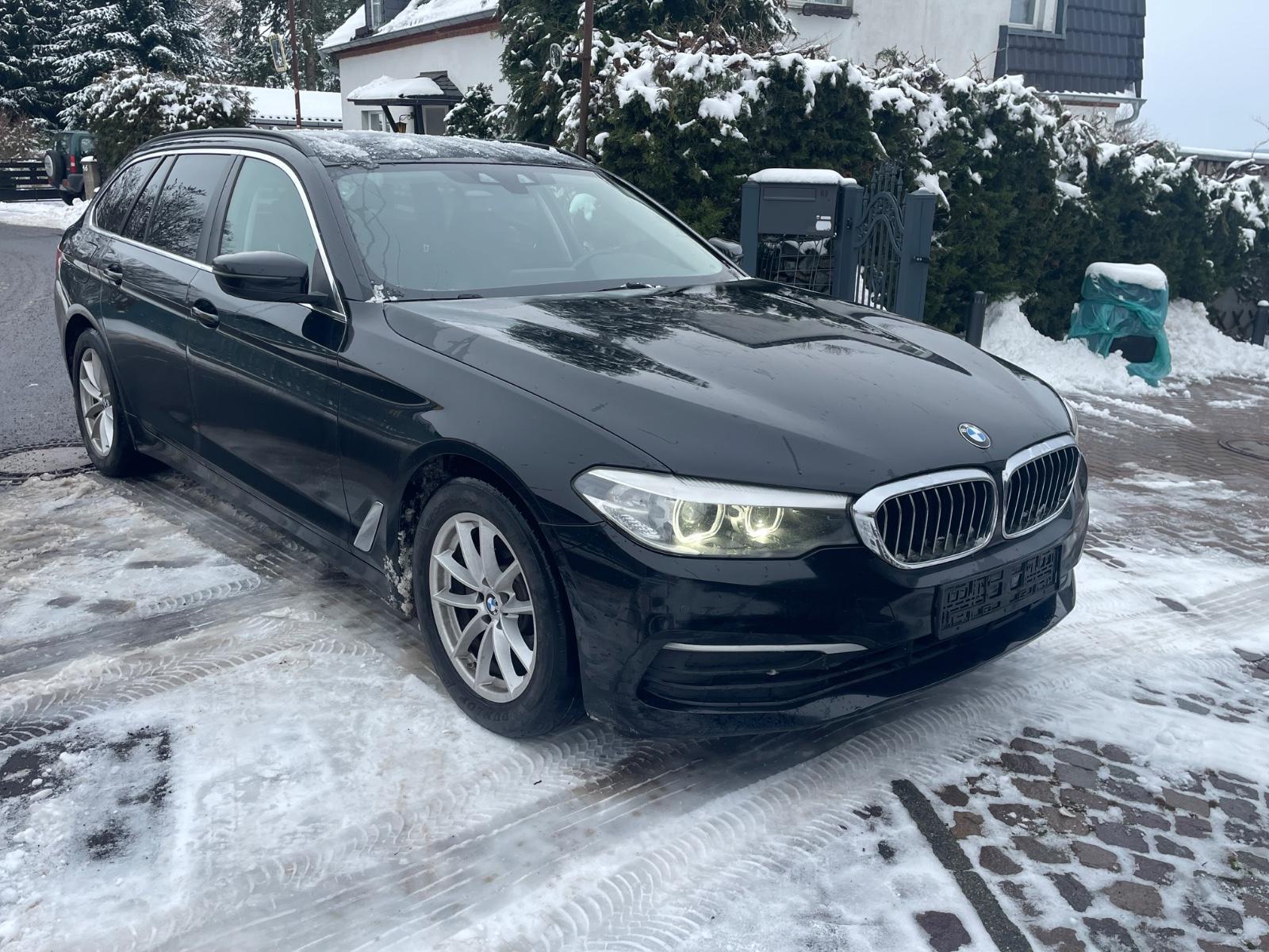 BMW 520d Touring*Steptronic*Leder*Modell 2018*LED*1.