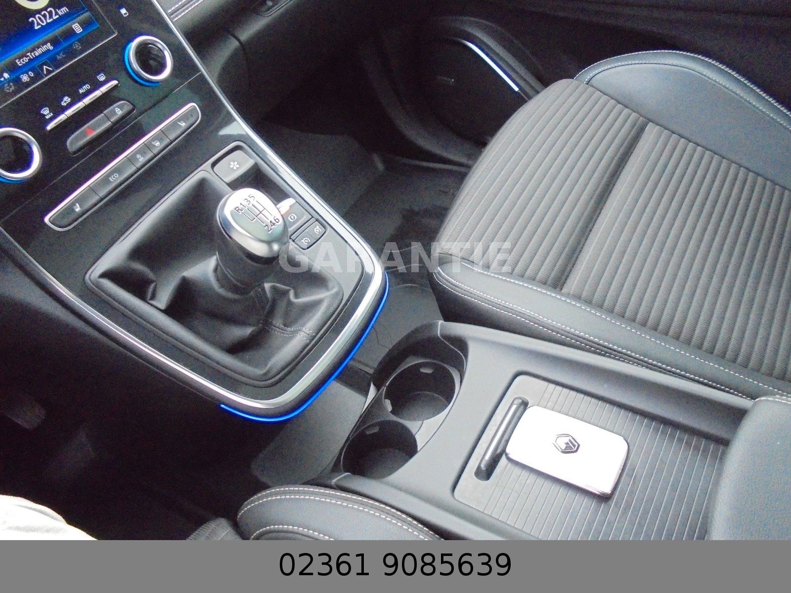 Fahrzeugabbildung Renault Scenic IV BOSE Edition Navi/Headup/Panramadach/