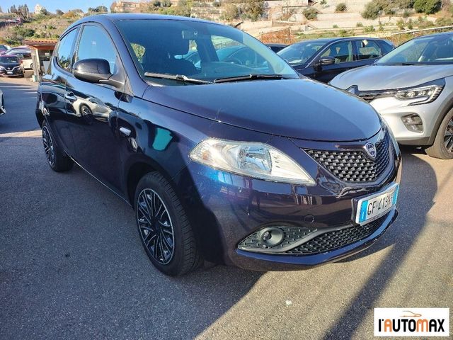 Lancia LANCIA - Ypsilon 1.0 firefly hybrid Gold s&s 70c