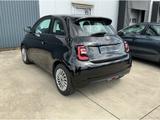 Fiat 500e Action MJ22 *Radiopaket *Winterpaket *Sitzh - Fiat 500e Action Gebrauchtwagen