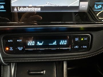 Toyota Auris Touring Sports Executive *2. Hand*AHK*Navi