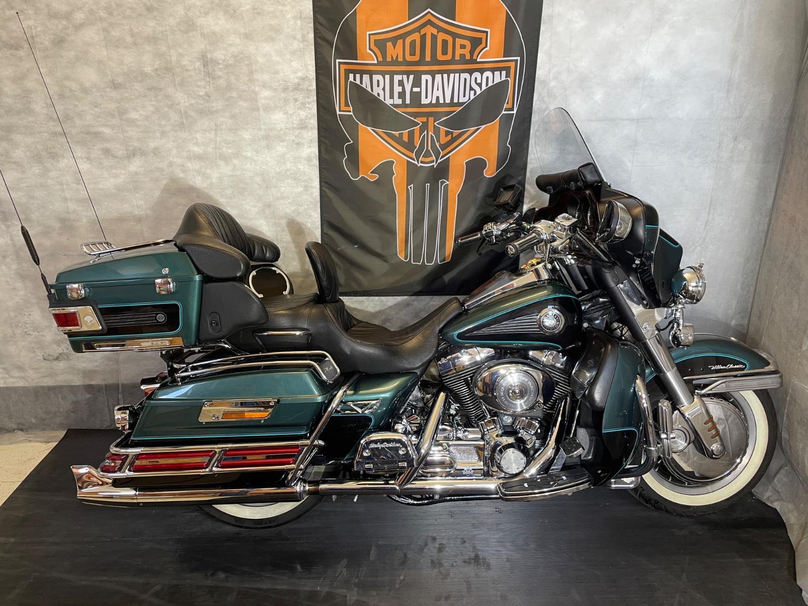 Harley-Davidson FLHTCUI,Electra Glide Ultra Classic,AirbrushNAVI