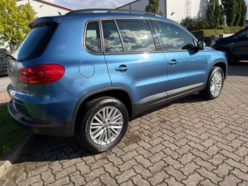 Volkswagen Tiguan - 4