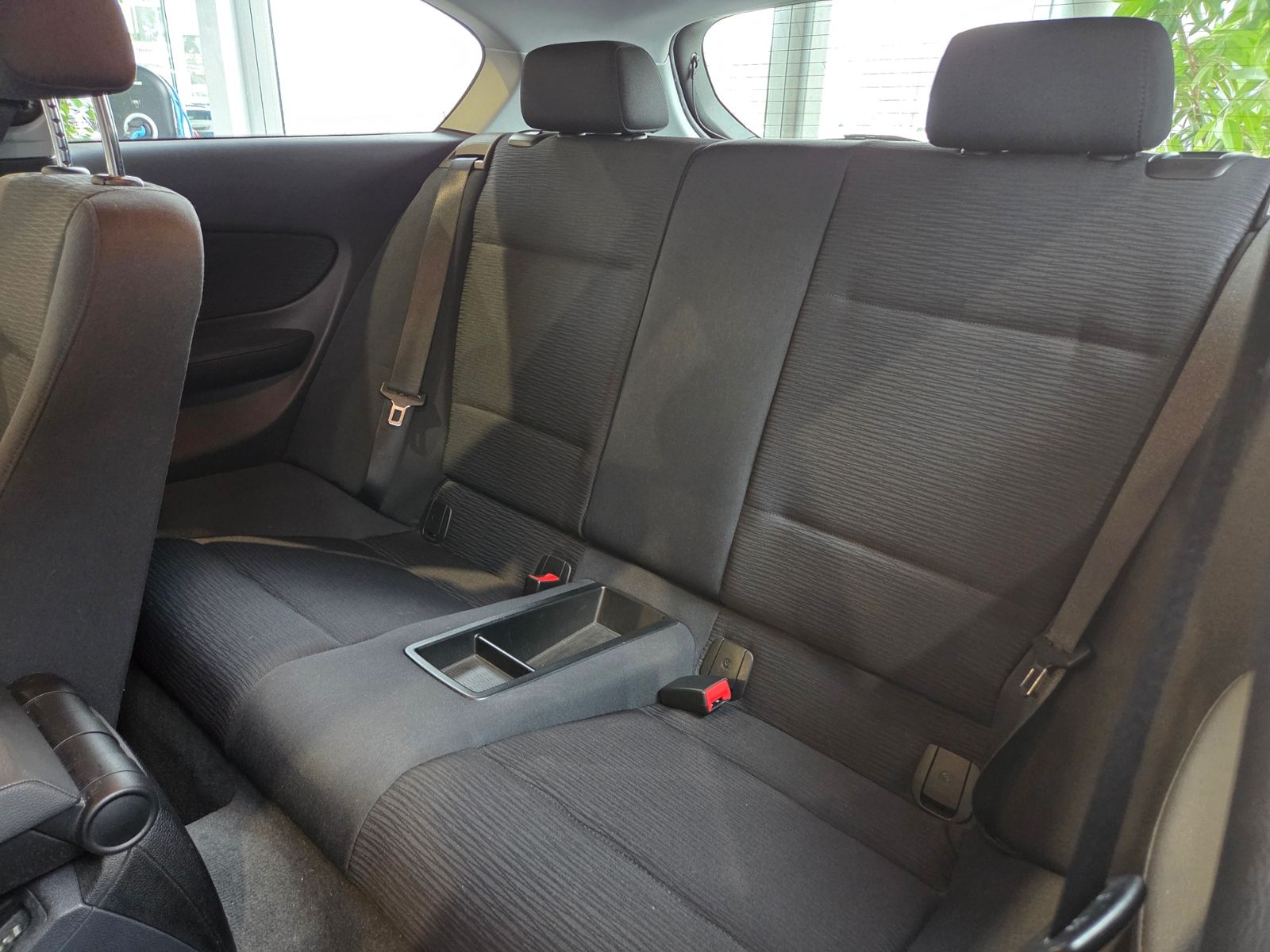 Fahrzeugabbildung BMW 116i Limousine KLIMA SHZ ALU - KM-Original