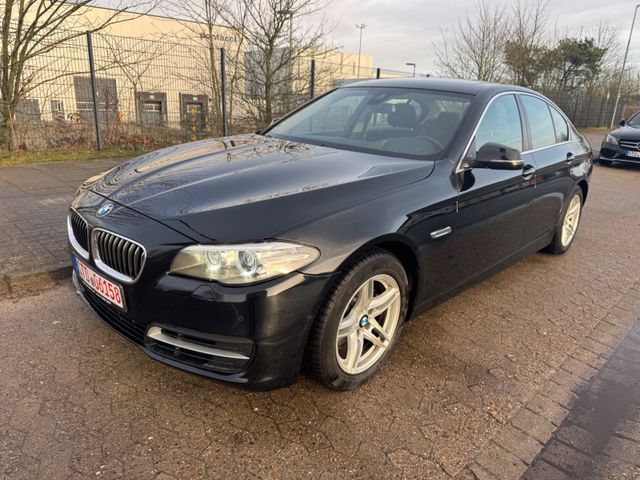 BMW 520d Lim.*HeadUP*1.Hand*Bi-Xenon*Navi*Temp.*SHZ