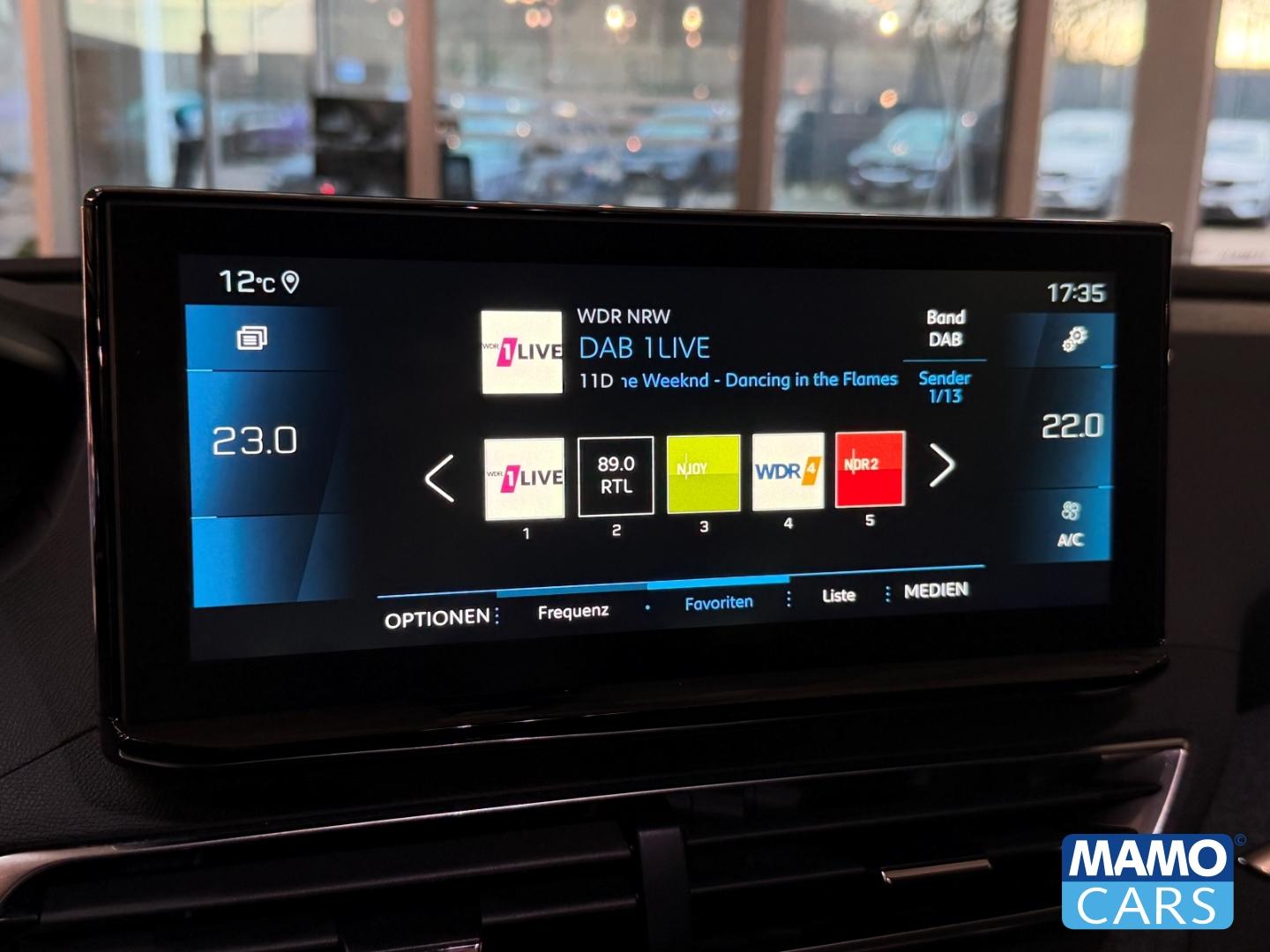 Peugeot 3008 Allure Pack  NAVI/SHZ/BLIS/CAM