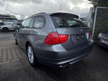 BMW 320 - 4