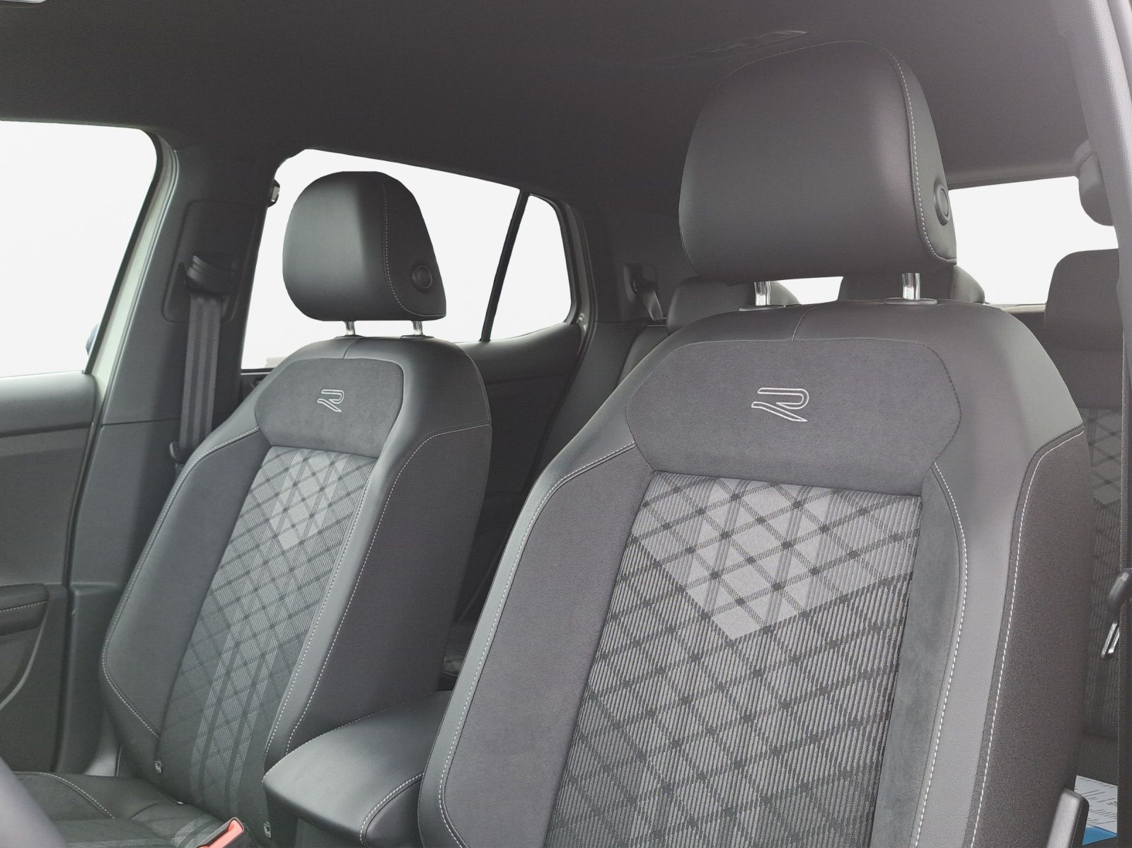 Volkswagen T-Cross - Bild 13