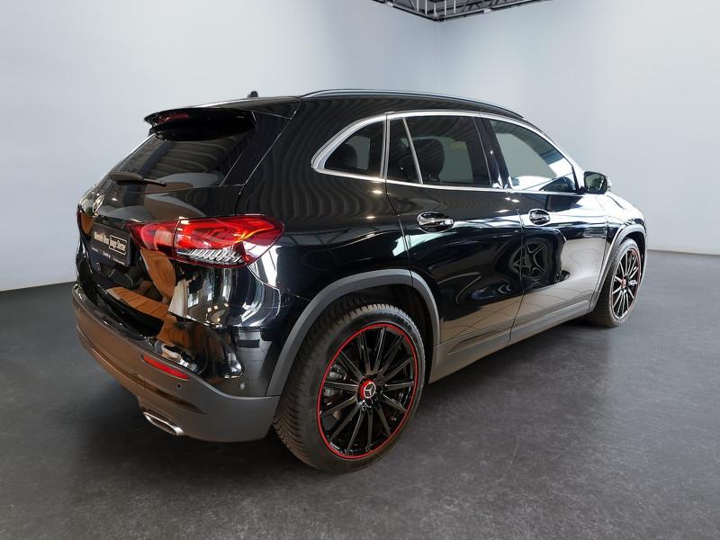 Mercedes-Benz GLA 220 d AMG MEMO 360 AHK DISTR KAMERA PANO PDC