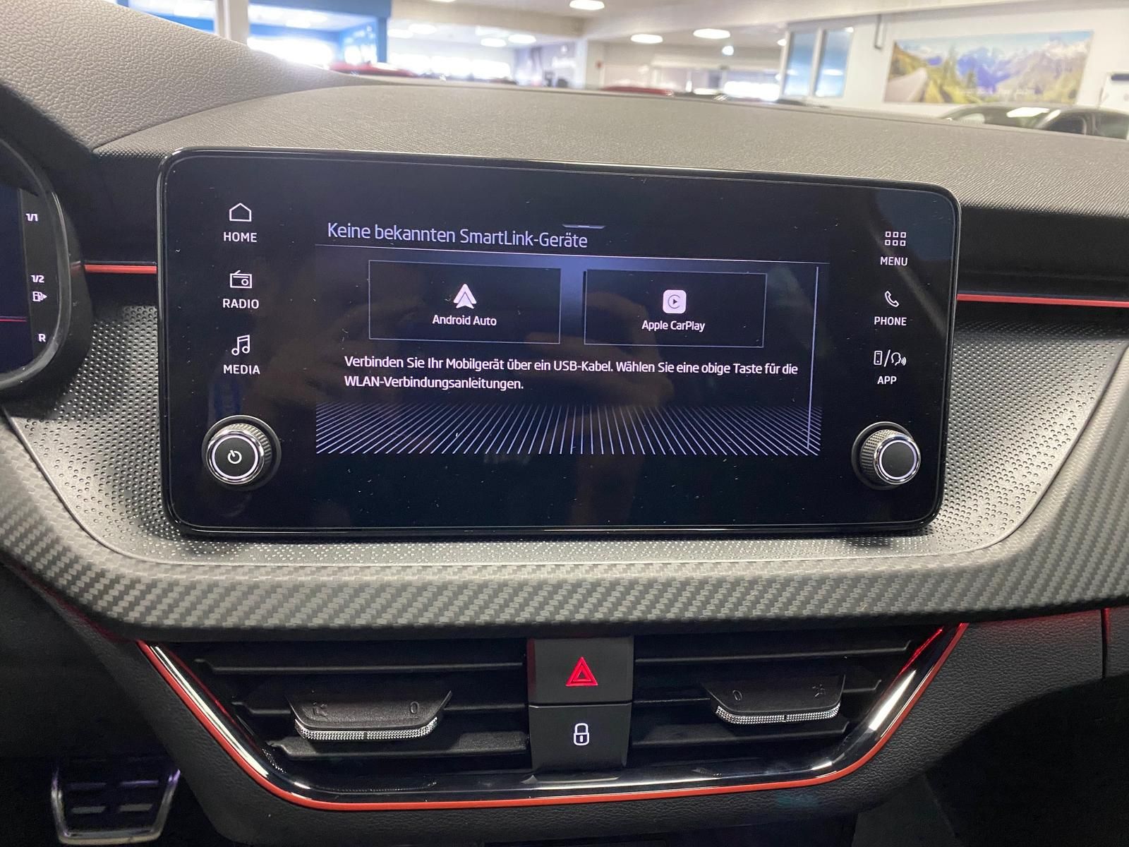 Fahrzeugabbildung SKODA Kamiq 1.5 TSI ACT DSG Monte Carlo+AHK+MATRIX++++