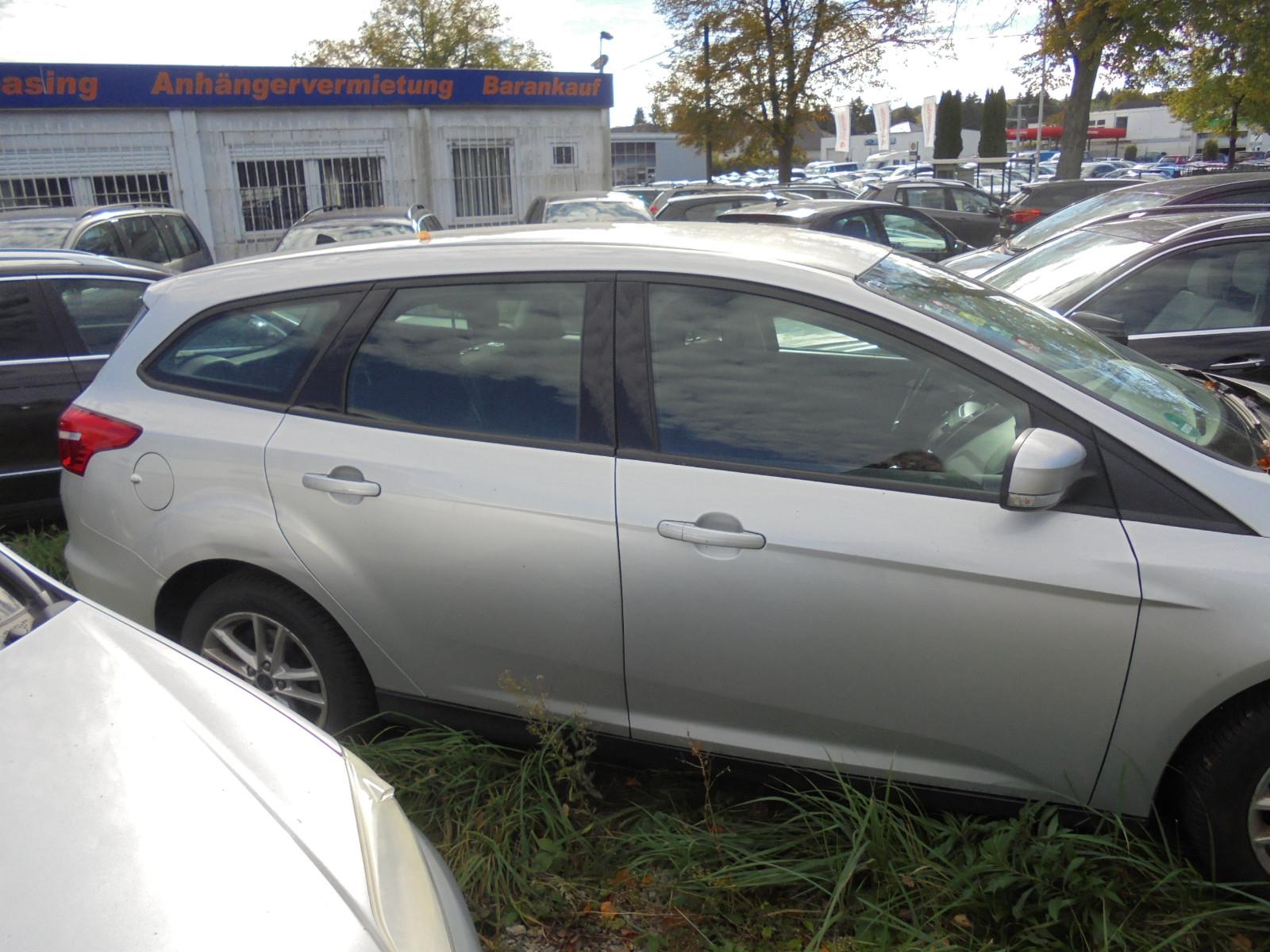 Ford Focus 2015 — engine 1.596 cm³, 125 HP (92kW)