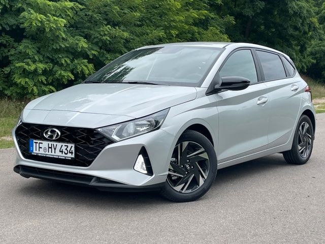 Hyundai i20 1.0 T-GDI  Connect & Go *Navi*Sitzhzg*BOSE*