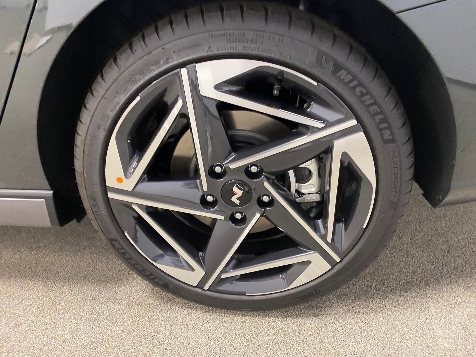 Fahrzeugabbildung Hyundai i30 N-Line APP+RFK+5J. GARANTIE+NAVI+SITZHEIZUNG