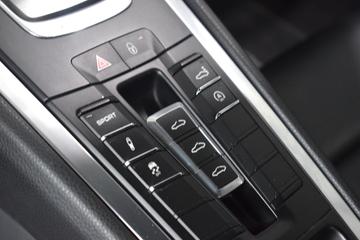 صورة 9 لـ 2012 Porsche 991