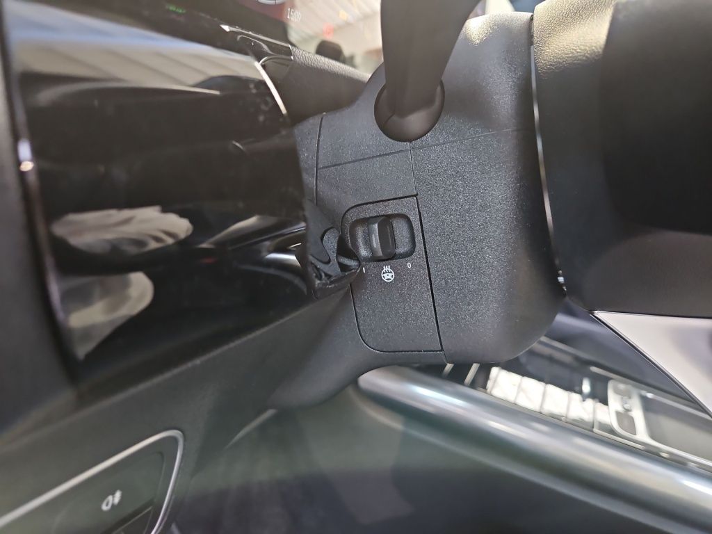 Fahrzeugabbildung Mercedes-Benz GLA 200 Progressive Totwi. Navi LED 360° SpurH