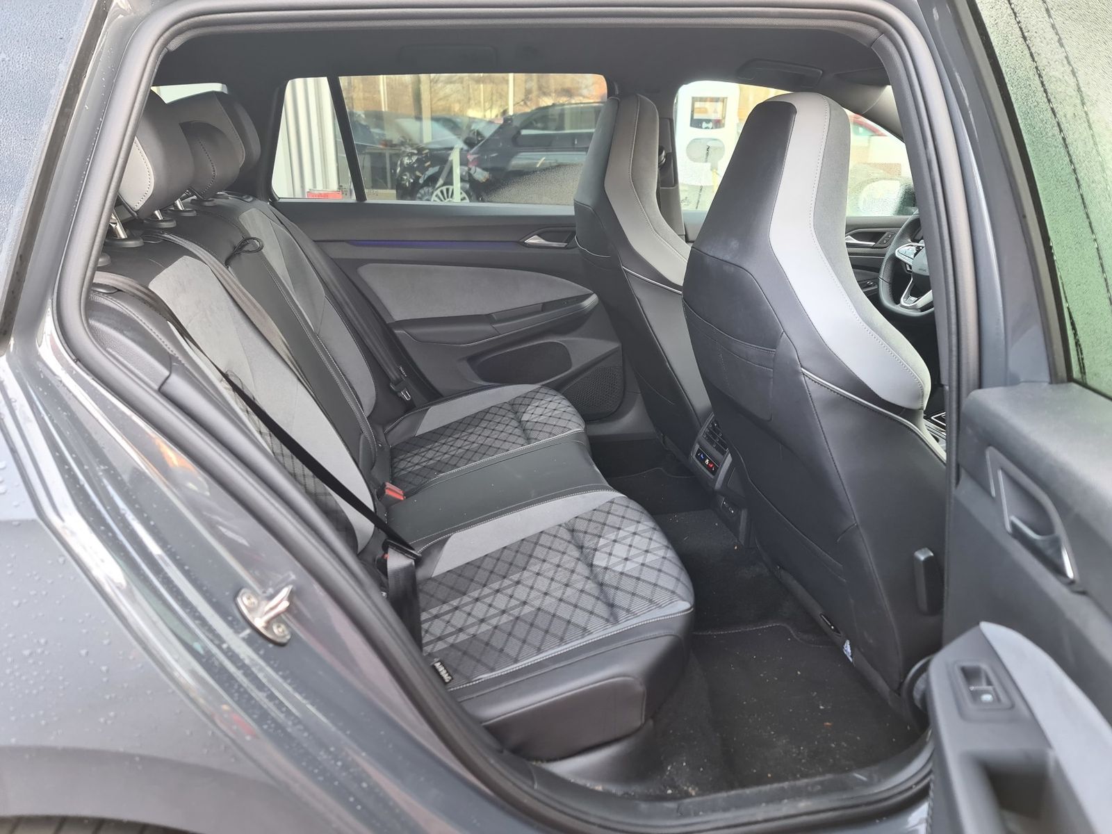 Volkswagen Golf - Bild 13