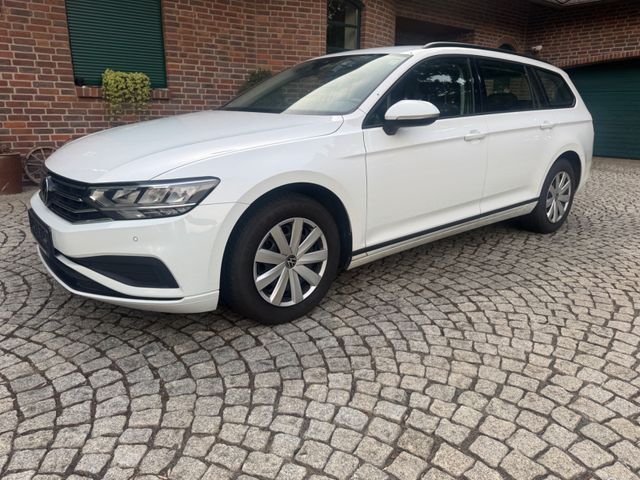 VW Passat Variant/LED/AHK/KAMERA/ACC/NAVI