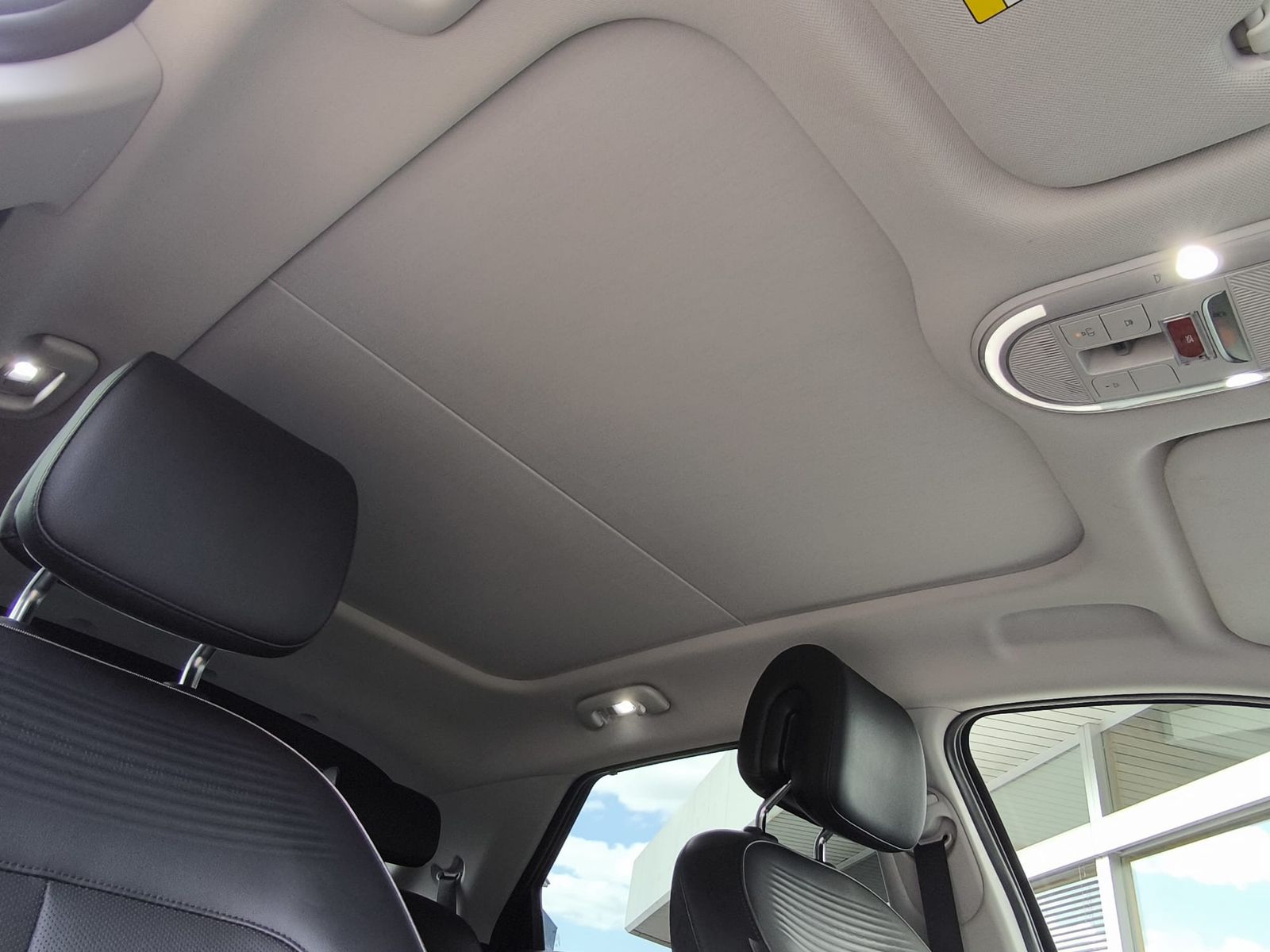 Fahrzeugabbildung Hyundai Ioniq 5 Uniq PANO+AHK+SHZ+HEADUP+NAV+ACC+360°+